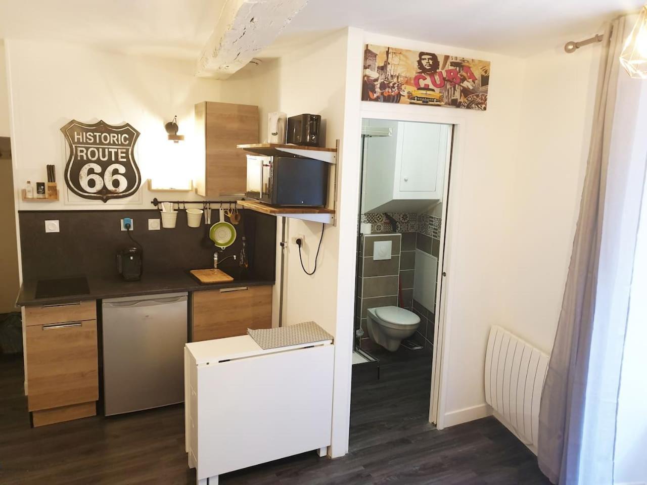 Le Nid Des Carmes Apartment น็องต์ ภายนอก รูปภาพ