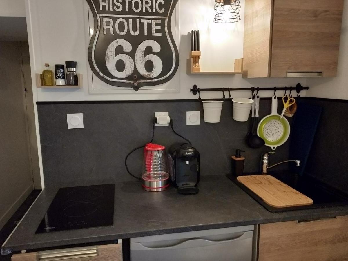 Le Nid Des Carmes Apartment น็องต์ ภายนอก รูปภาพ